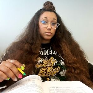 Meet your Posher, Steph